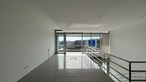 u203,1lagoon beach (4).